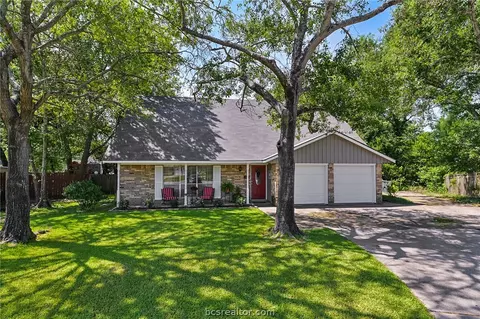 901 Jane Ln, Bryan, TX 77802 photo 1