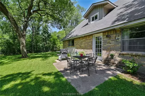 901 Jane Ln, Bryan, TX 77802 photo 19