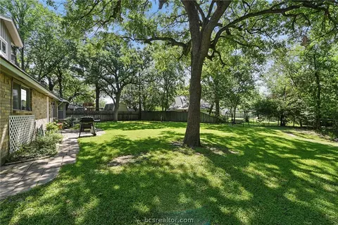 901 Jane Ln, Bryan, TX 77802 photo 20