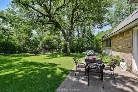 901 Jane Ln, Bryan, TX 77802 photo 18