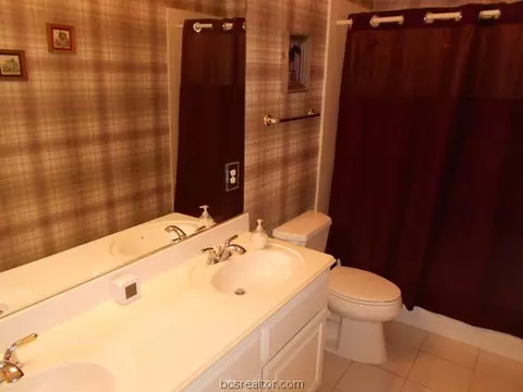 4906 Brompton Ln, Bryan, TX 77802 photo 18