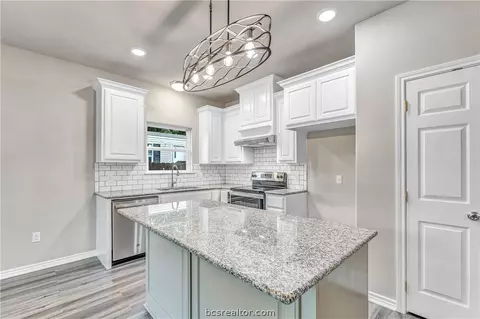 508 Waco St, Bryan, TX 77803 photo 15