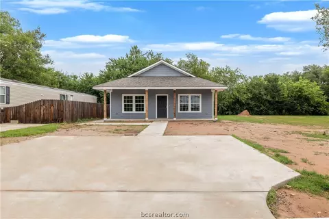 508 Waco St, Bryan, TX 77803 photo 1