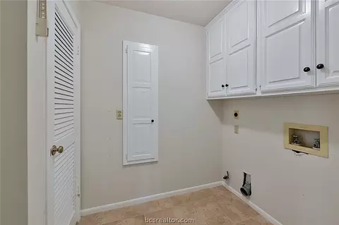 4701 Hunington Dr, Bryan, TX 77802 photo 16