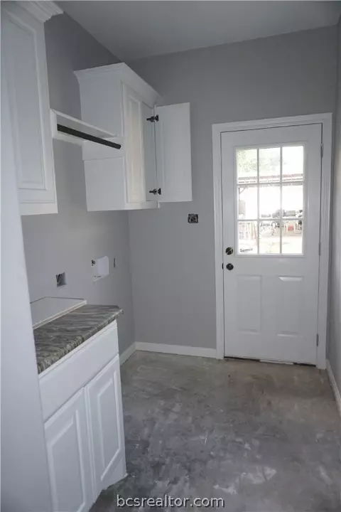 1312 E 21st St, Bryan, TX 77803 photo 6