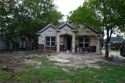1312 E 21st St, Bryan, TX 77803 photo 1
