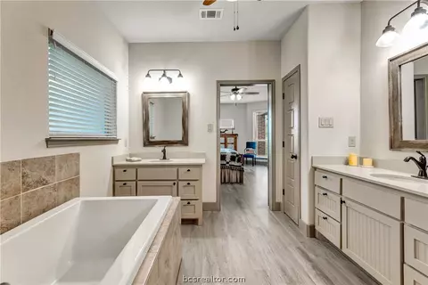 6464 Dick Elliott Rd, Bryan, TX 77808 photo 13