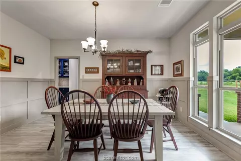 6464 Dick Elliott Rd, Bryan, TX 77808 photo 11