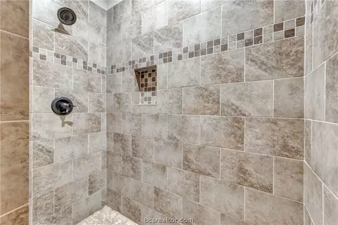 6464 Dick Elliott Rd, Bryan, TX 77808 photo 15