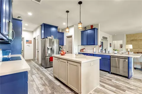 6464 Dick Elliott Rd, Bryan, TX 77808 photo 9