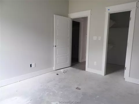 208 Pleasant Path, Snook, TX 77878 photo 5