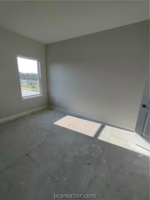 966 Rice Dr, Bryan, TX 77803 photo 4
