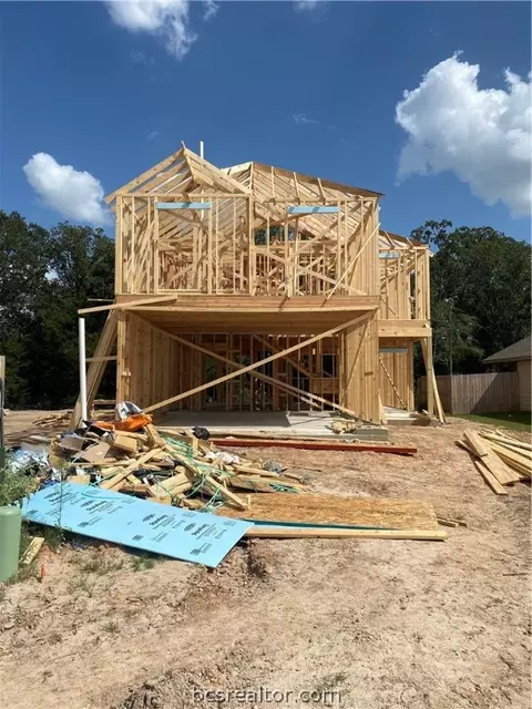 5752 Paseo Pl, Bryan, TX 77807 photo 2