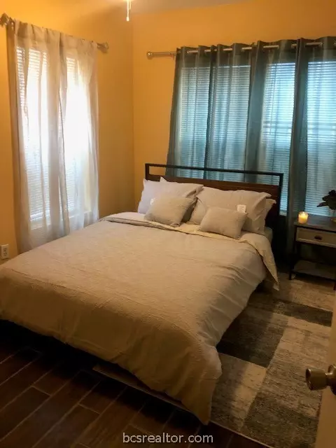 304 E 22nd St, Bryan, TX 77803 photo 12