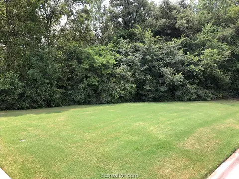 217 Richards St, College Station, TX 77840