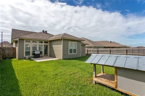 2014 Shimla Dr, Bryan, TX 77807 photo 17