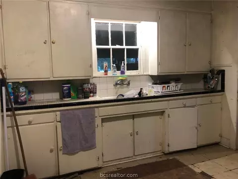 1103 Ettle St, Bryan, TX 77803 photo 5