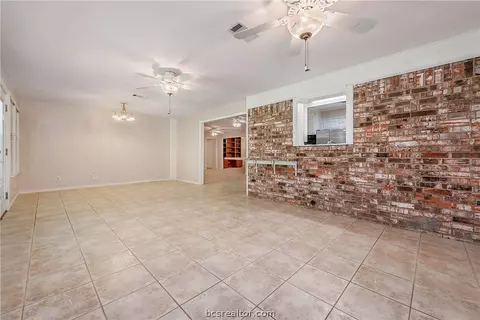 3608 Holly Dr, Bryan, TX 77802 photo 10