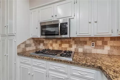 3608 Holly Dr, Bryan, TX 77802 photo 13