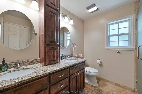 214 Rustic Oaks Dr, Bryan, TX 77808 photo 14