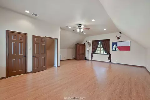 214 Rustic Oaks Dr, Bryan, TX 77808 photo 25