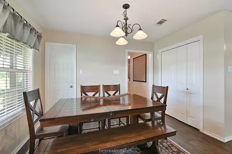214 Rustic Oaks Dr, Bryan, TX 77808 photo 21