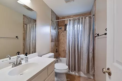 214 Rustic Oaks Dr, Bryan, TX 77808 photo 18
