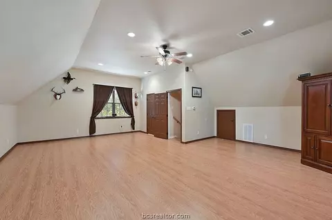 214 Rustic Oaks Dr, Bryan, TX 77808 photo 26