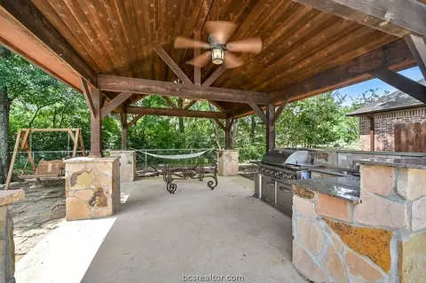 214 Rustic Oaks Dr, Bryan, TX 77808 photo 28