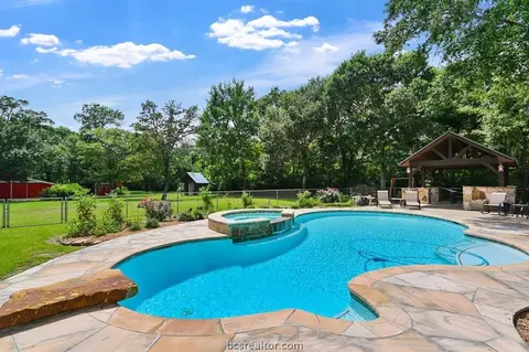 214 Rustic Oaks Dr, Bryan, TX 77808 photo 31