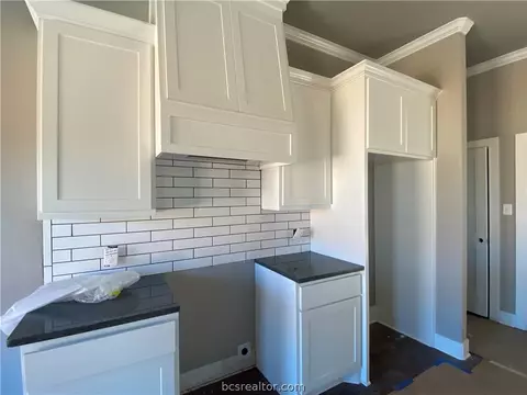 197 Rustic Trce, Snook, TX 77878 photo 2