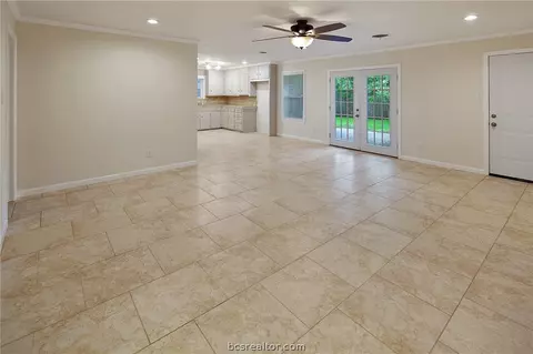 3521 Midwest Dr, Bryan, TX 77802 photo 5