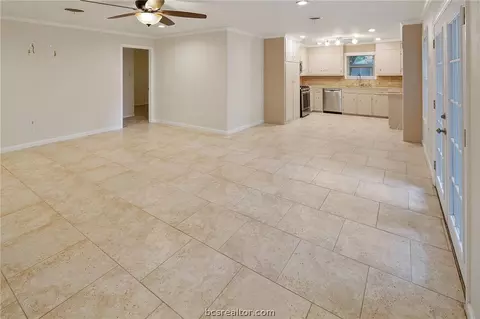 3521 Midwest Dr, Bryan, TX 77802 photo 7
