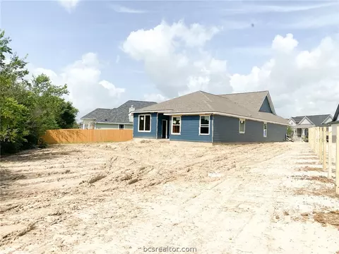 1930 Cambria Dr, Bryan, TX 77807 photo 2
