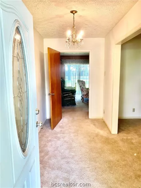 502 E Logan St, Calvert, TX 77837 photo 7