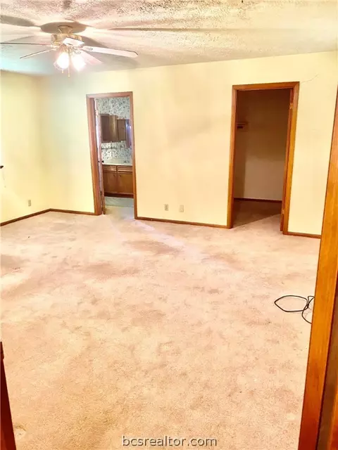 502 E Logan St, Calvert, TX 77837 photo 13
