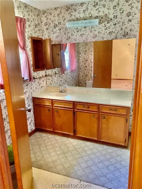 502 E Logan St, Calvert, TX 77837 photo 14