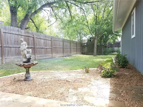 4110 Willow Oak St, Bryan, TX 77802 photo 33