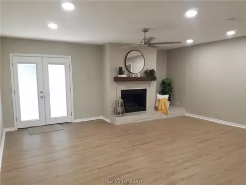 4110 Willow Oak St, Bryan, TX 77802 photo 10