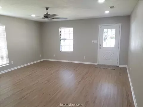 4110 Willow Oak St, Bryan, TX 77802 photo 8