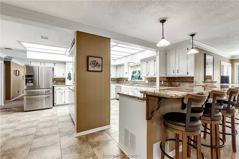 2704 Pinehurst, Bryan, TX 77802 photo 25