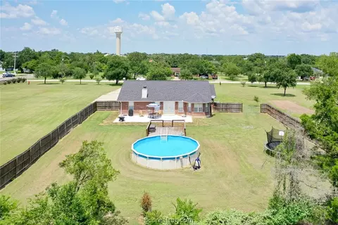 7210 Phillips Dr, Bryan, TX 77808 photo 36