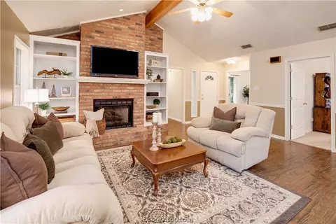 1817 Gettysburg Ln, Bryan, TX 77802 photo 5