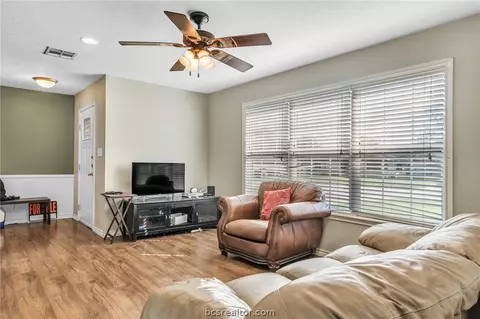 1609 Burt St, Bryan, TX 77802 photo 8