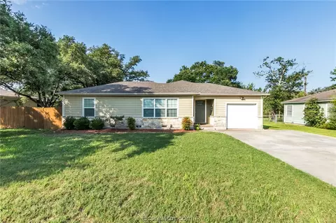 1609 Burt St, Bryan, TX 77802 photo 1
