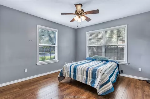 1609 Burt St, Bryan, TX 77802 photo 13