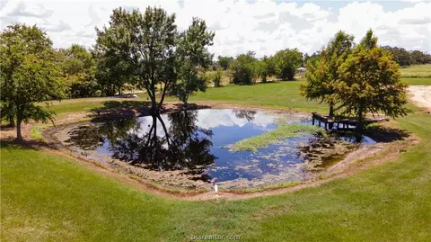 7100 Shirley Rd, Bryan, TX 77808 photo 9