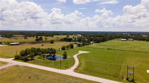 7100 Shirley Rd, Bryan, TX 77808 photo 2