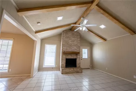 1701 Luza St, Bryan, TX 77802 photo 5