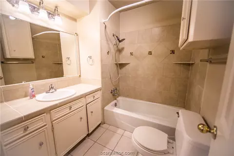 1701 Luza St, Bryan, TX 77802 photo 10